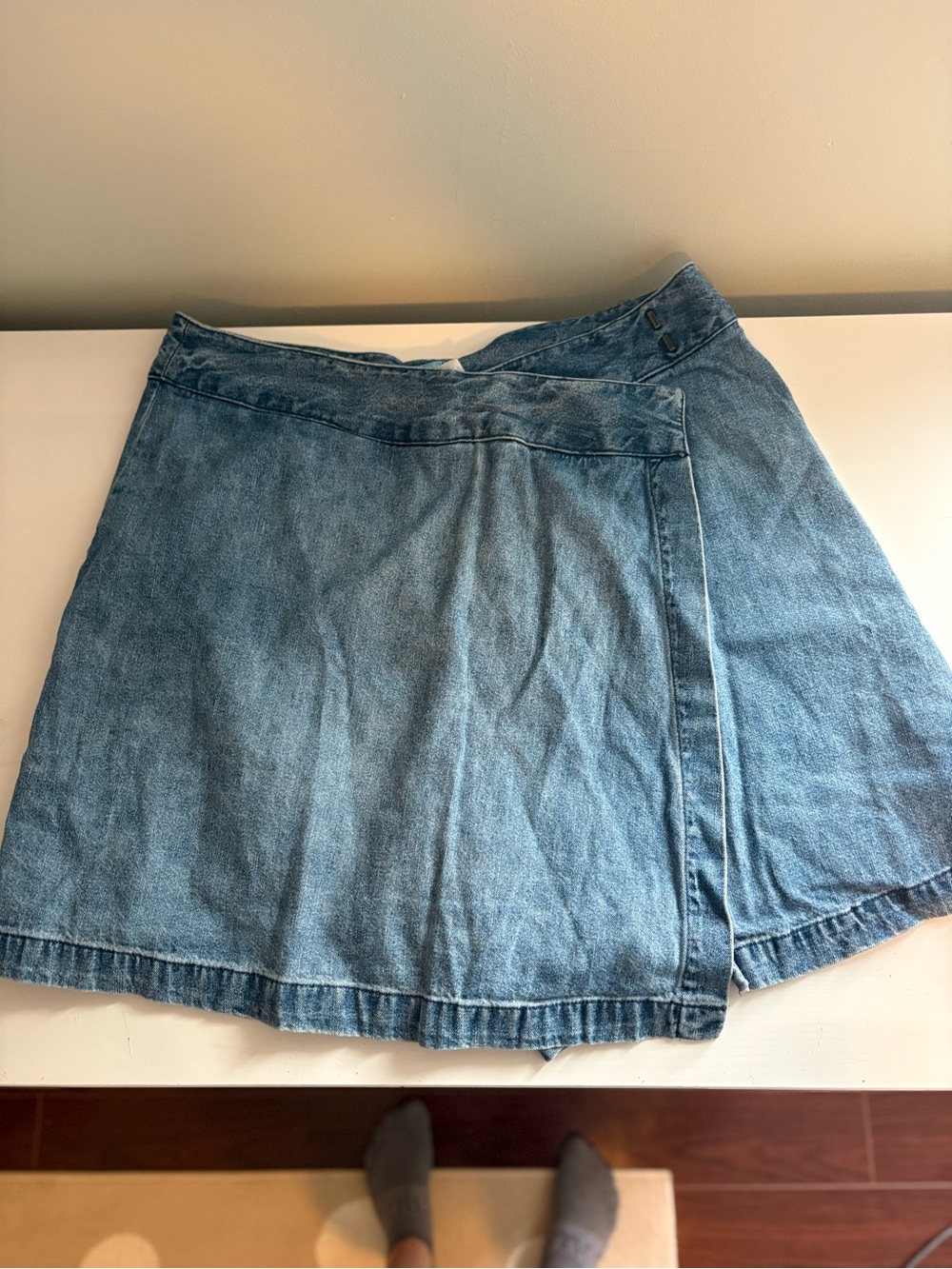 Jennifer Moore Light Blue Denim Wrap-Style Mini Skort! Super cute!